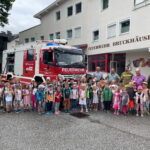 Juli 2022: Kindergarten besichtigte Feuerwehr